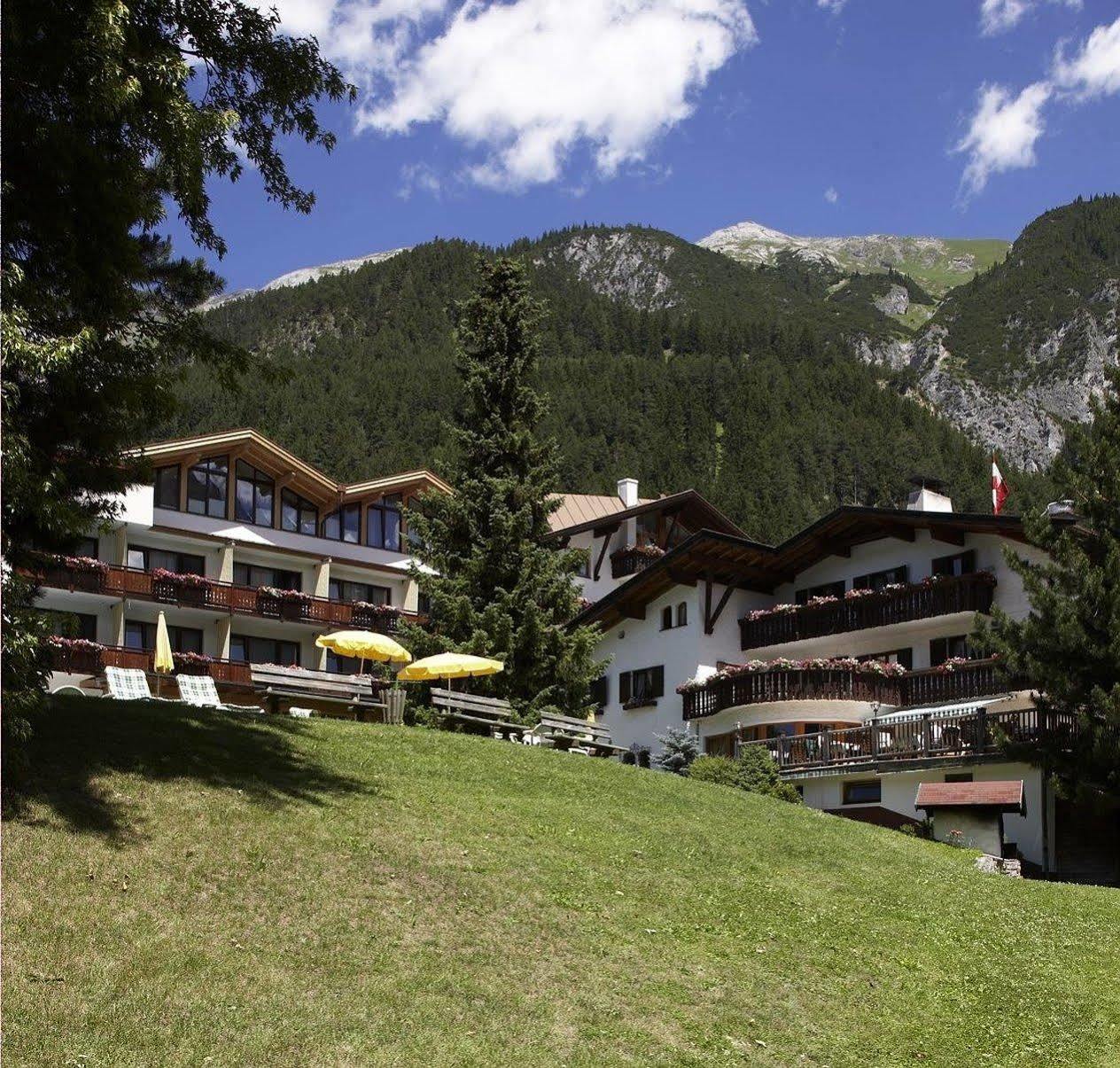 Hotel Gridlon Pettneu am Arlberg Eksteriør billede